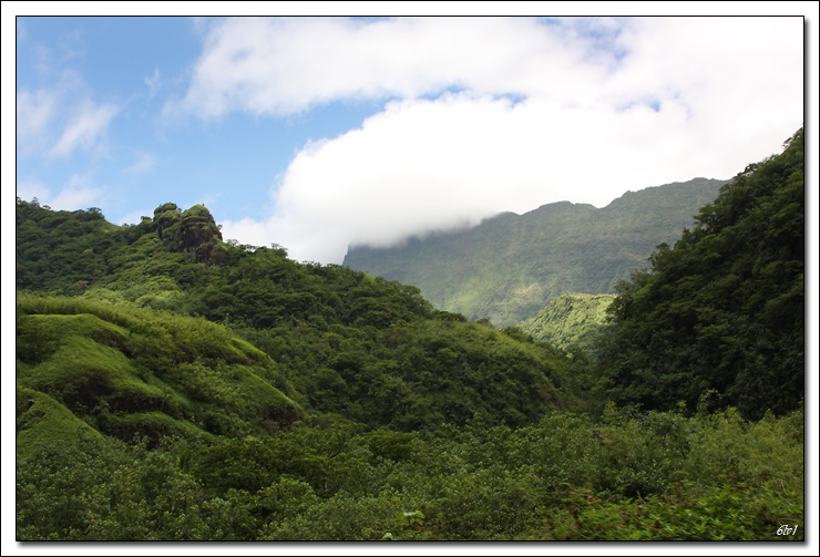 40D11092 cs cadre2.jpg - Tahiti - Vallée de la Papenoo
